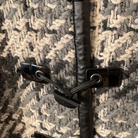 Women's Rachel Zoe Houndstooth wool cape size M - Picture 4 of 12